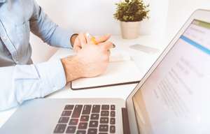 哪些技能可以使網(wǎng)站更有利于優(yōu)化，并使搜索引擎長期喜歡我們的網(wǎng)站？